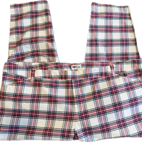 PLUS SIZE- Old Navy Red Green Plaid Festive Holiday Christmas Stretchy Dress Pan - Picture 2 of 9